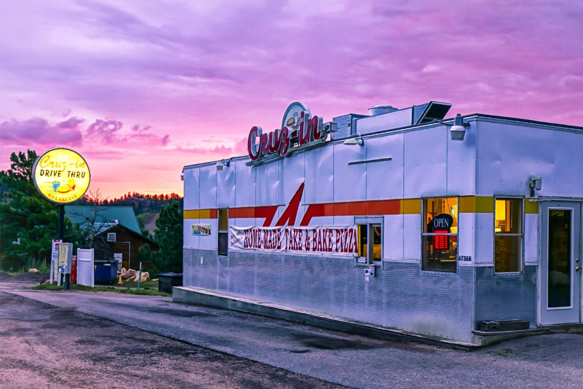 Cruz In Drive Thru in Pine Junction