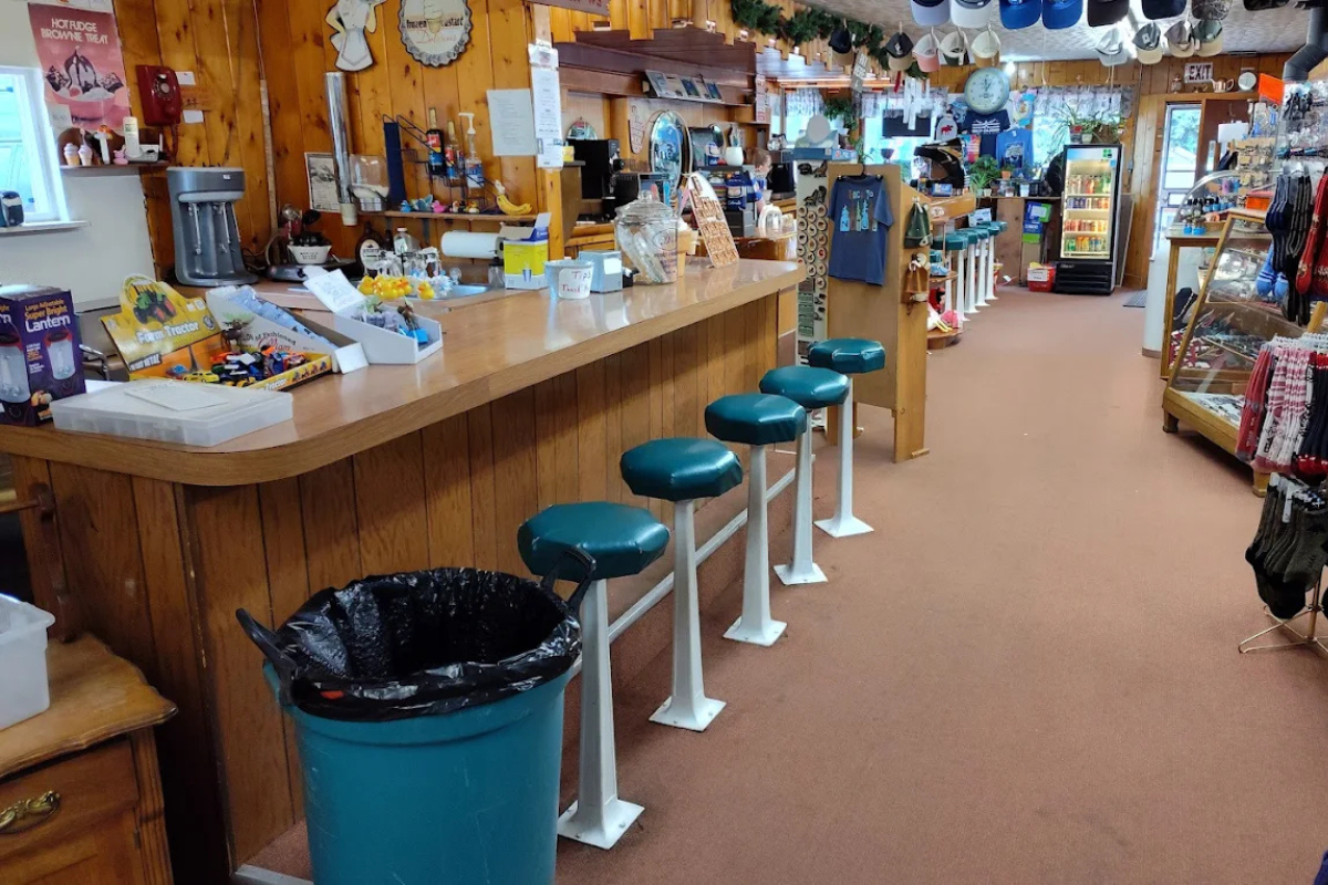 Knotty Pine Ice Cream Shop in Bailey CO